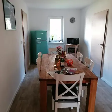 Im Lehm-fachwerkhaus Mit 3 Einzelnen Schlafzimmern Je Mit Tv * Erfurt