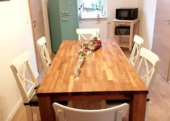 Apartman Im Lehm-fachwerkhaus Mit 3 Einzelnen Schlafzimmern Je Mit Tv *