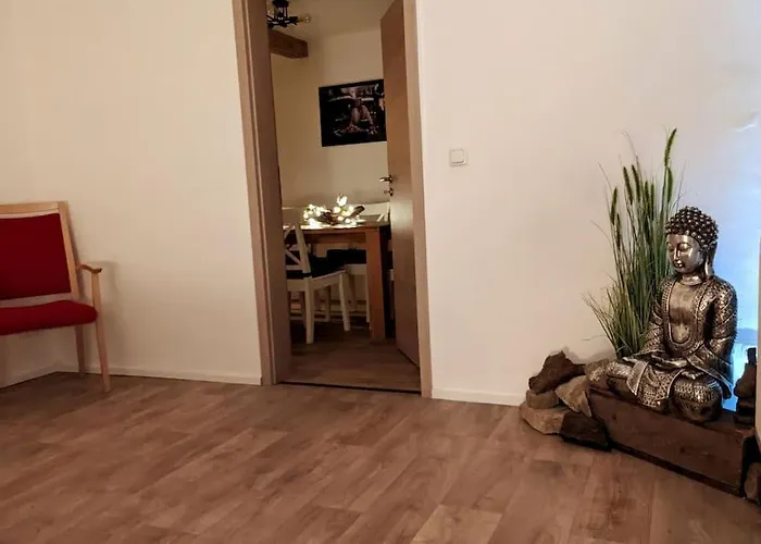 Im Lehm-fachwerkhaus Mit 3 Einzelnen Schlafzimmern Je Mit Tv *