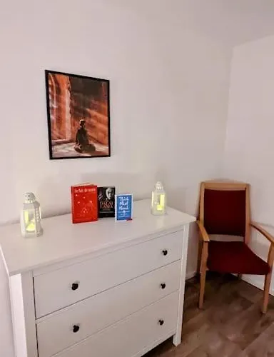 Apartman Im Lehm-fachwerkhaus Mit 3 Einzelnen Schlafzimmern Je Mit Tv Erfurt