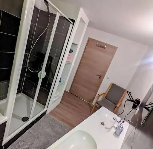 Apartman Im Lehm-fachwerkhaus Mit 3 Einzelnen Schlafzimmern Je Mit Tv Erfurt