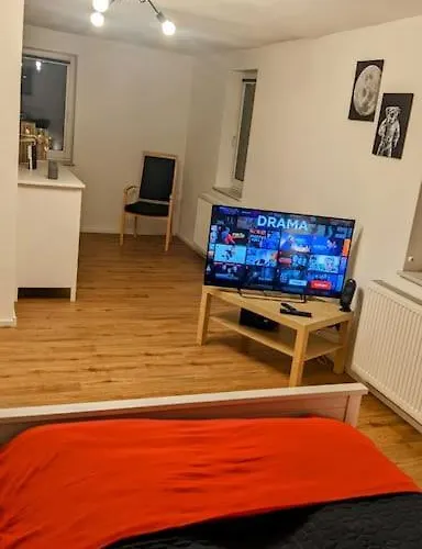Im Lehm-fachwerkhaus Mit 3 Einzelnen Schlafzimmern Je Mit Tv Apartman Erfurt