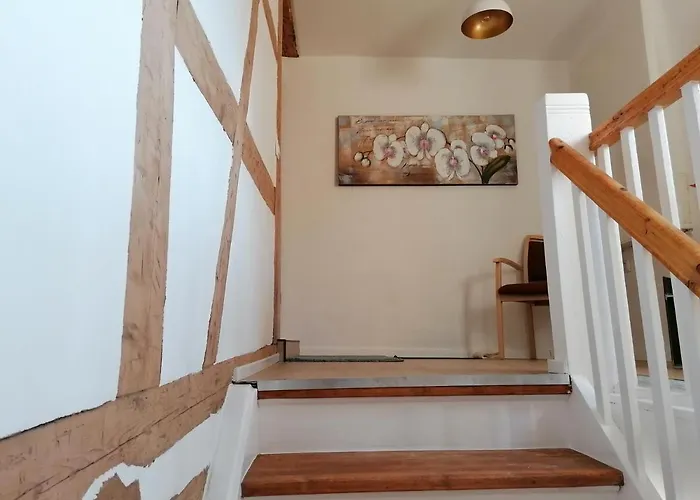 Im Lehm-fachwerkhaus Mit 3 Einzelnen Schlafzimmern Je Mit Tv *