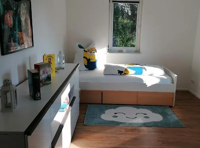 Im Lehm-fachwerkhaus Mit 3 Einzelnen Schlafzimmern Je Mit Tv Apartman Erfurt