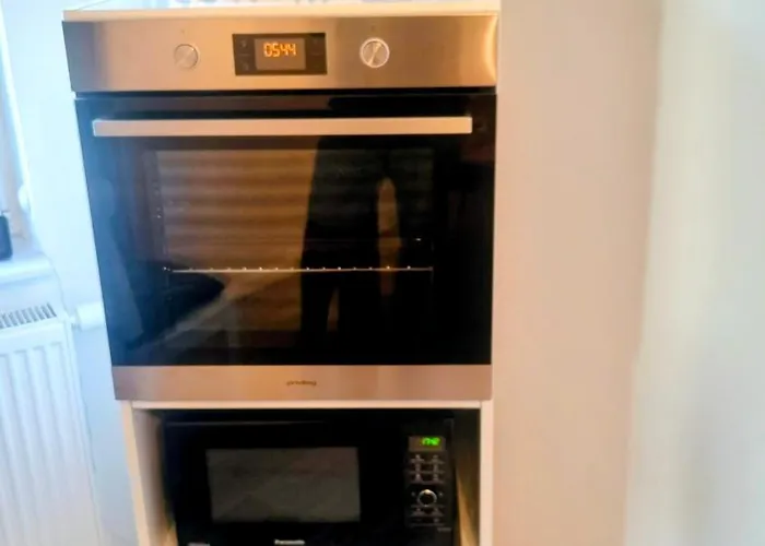 Im Lehm-fachwerkhaus Mit 3 Einzelnen Schlafzimmern Je Mit Tv Apartman